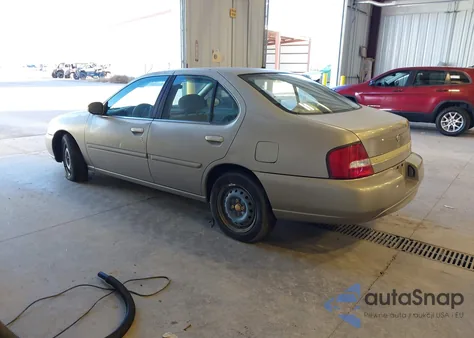 2001 Nissan Altima Gxe from USA, damaged, VIN 1N4DL01D61C213809